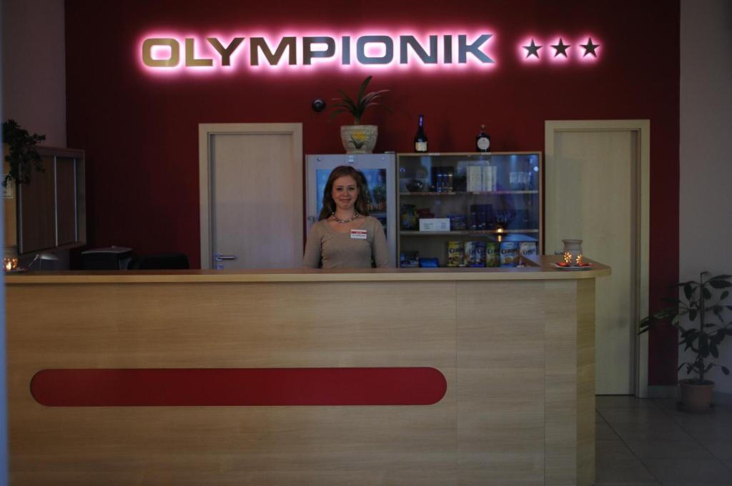 Hotel Olympionik Mělník エクステリア 写真